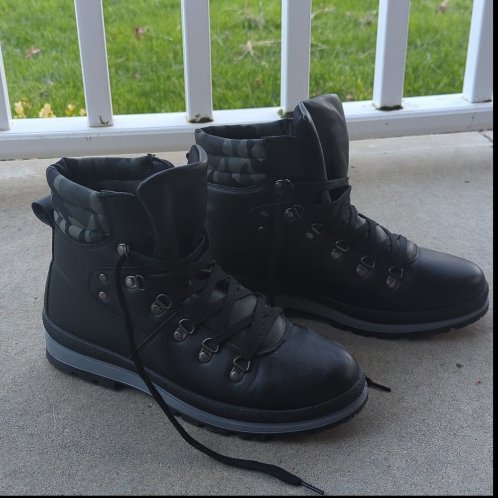 Fracora Womens Size 11 Black Combat Boots Lace Up Camo Trim Biker Grunge Detail